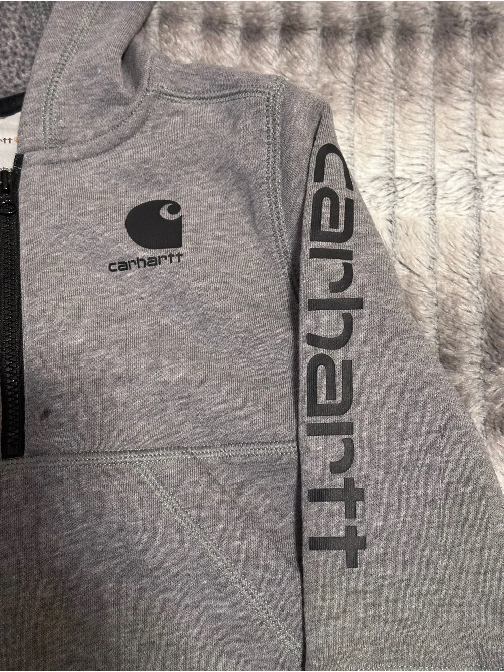 Carhartt Toddler Hooded 1/2 Zip Sweatshirt
Size 2T - Picture 2 of 3